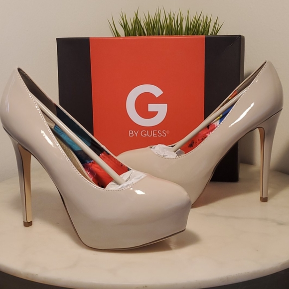 G by Guess - Picture 1 of 6